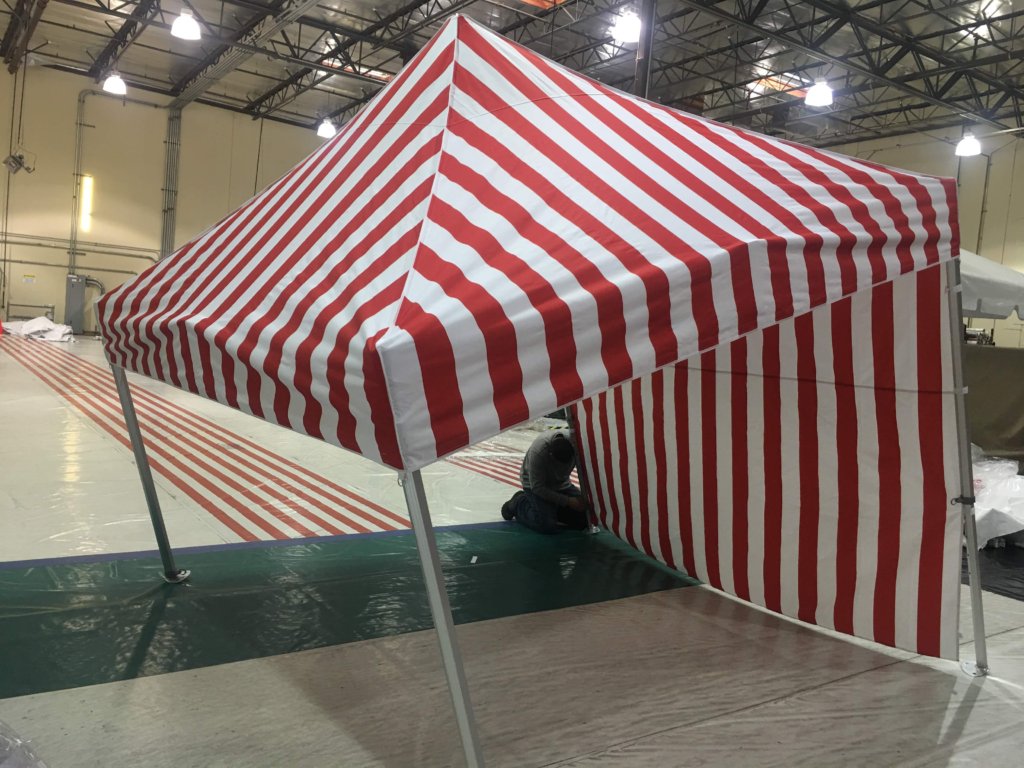 Pop-Up Tent tilted installation Red White with sidewall