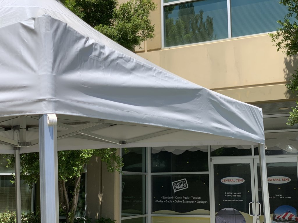 Pop-Up Tent white valance